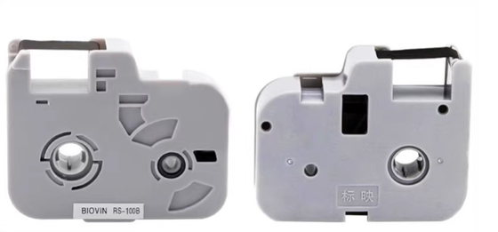 China RS-100B Cassete de fita de etiqueta preta para Biovin S680 Máquina de escrita eletrônica, impressora de identificação por cabo, marcador de fio fornecedor