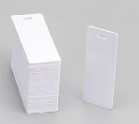 China SG306001 30mmx60mm PVC Single hole label white fornecedor